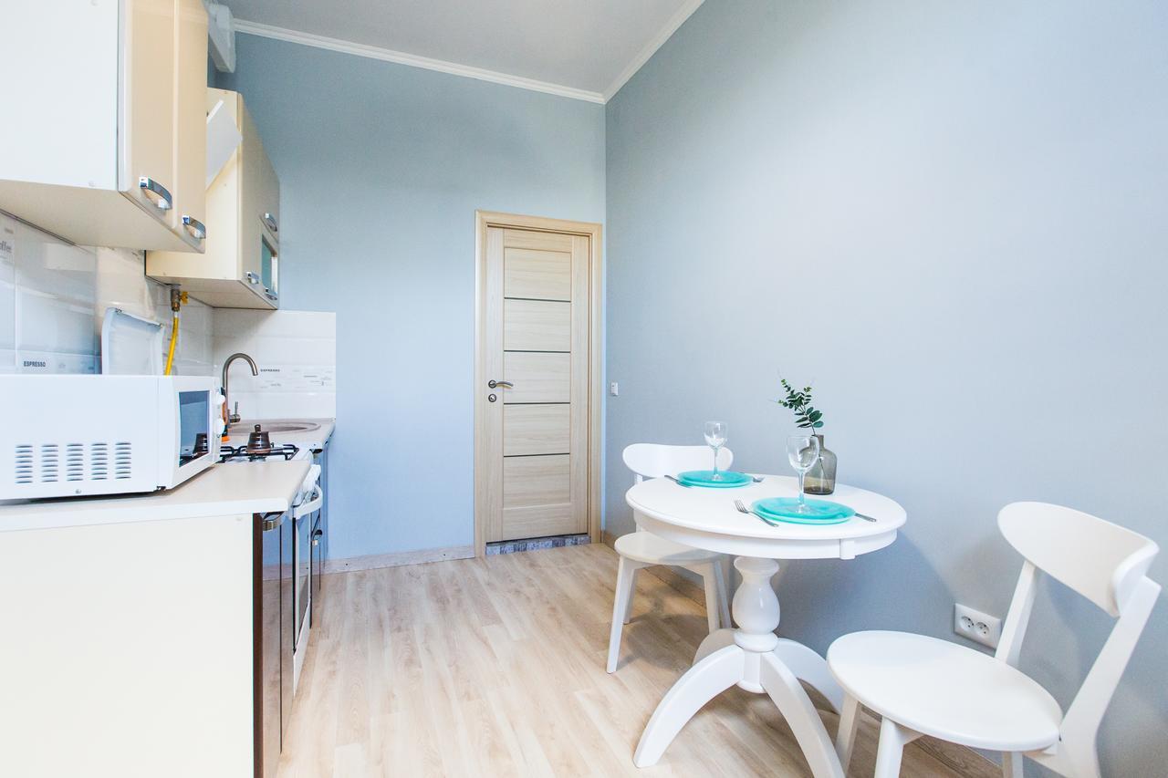 1 Bedroom Apartment Near Elizabeth'S The Cathedral Lviv Eksteriør bilde